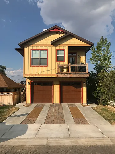 330 Pine St #1 Photo 1