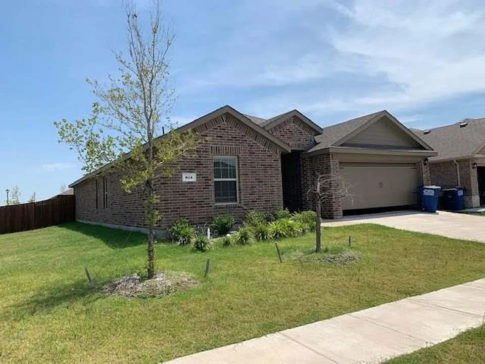 814 Rustic Meadows Trl