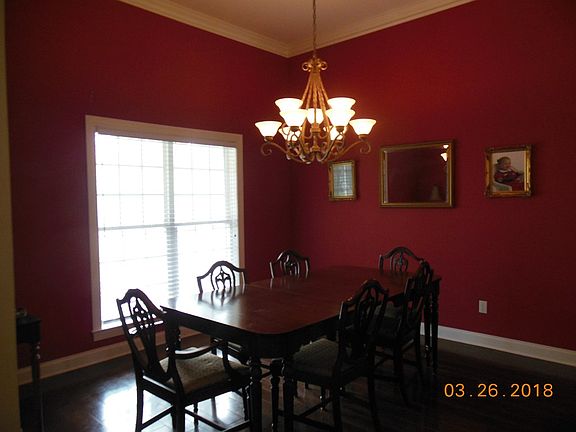 5th image of 721 Bostwick Dr