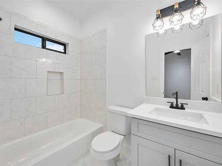 7706 Independence St #B — Photo 18