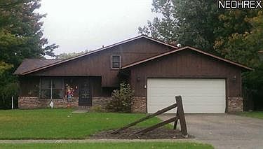 1st image of 3999 Buckingham Dr