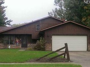 3999 Buckingham Dr, Brunswick, OH 44212