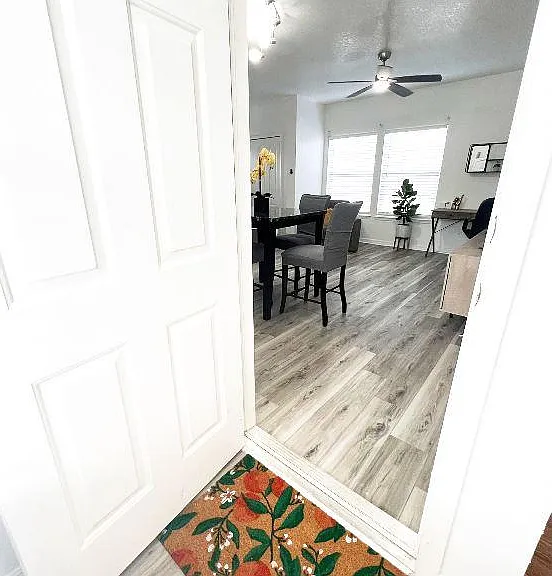 203 N Village St #B — Photo 3