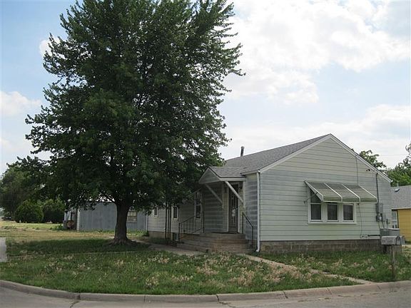 5th image of 300 S Schiller Ave