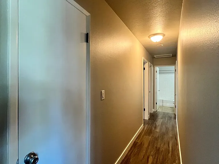 The Rivercrest Apartments by Star Metro — Photo 13