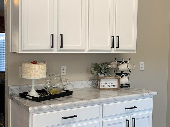 4th image of 11326 W Crestbrook Dr