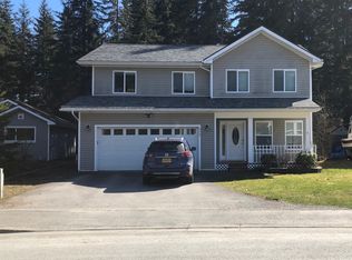 9807 Lone Wolf Dr, Juneau, AK 99801