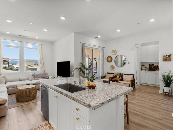 27466 Mercantile Ct #303, Valencia, CA 91381