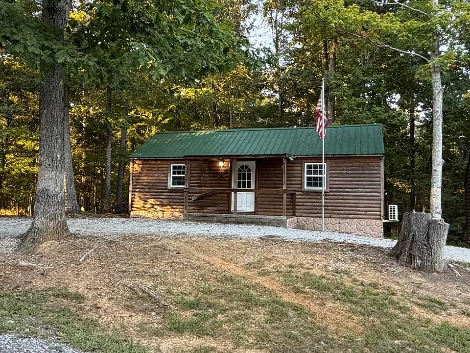 420 Paradise Rd