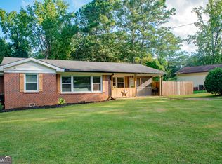 106 Sunset Dr, West Point, GA 31833