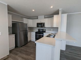 52 E Arizona, Belleville, MI
