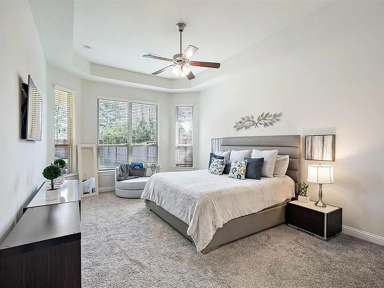 8915 Leaning Hollow Ln — Photo 7