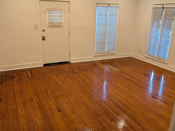 5th image of 2040 Argyle Ave #2040