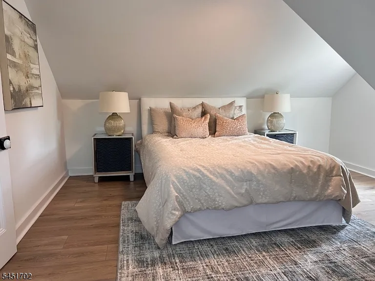 15 Montague Pl #2 — Photo 16