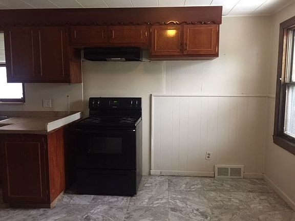 5th image of 10030 Oak Park Blvd