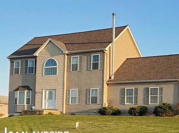 6126 Mallard Dr, Charlotte, MI 48813