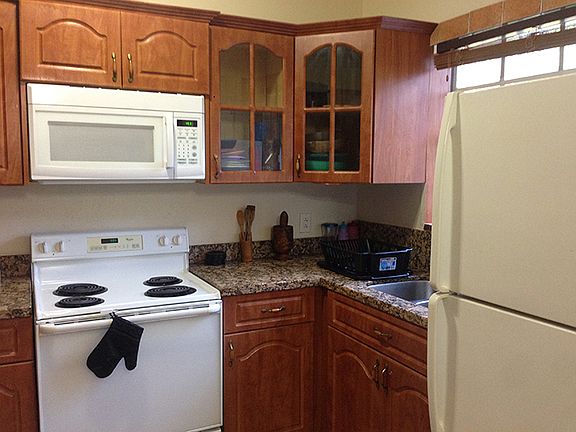 4th image of 630 NE 140th St