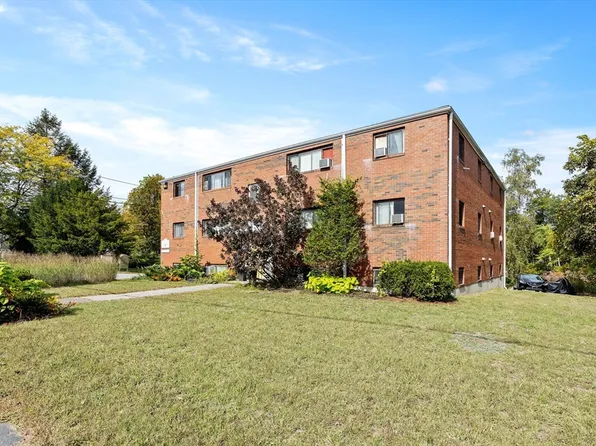 108 E Main St APT 2, Ayer, MA 01432