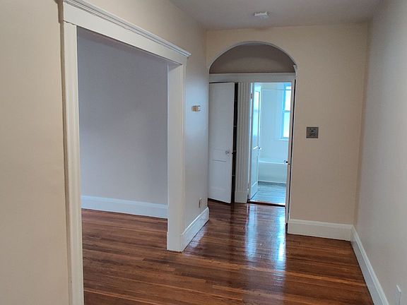 3rd image of 26-30 Harwood St #30-8