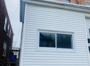 417 S 4th St, Darby, PA 19023