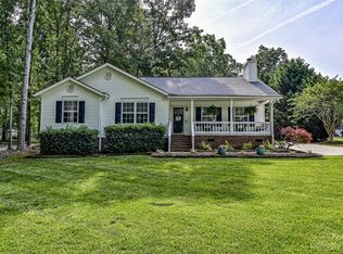 2866 S Paraham Rd, York, SC 29745