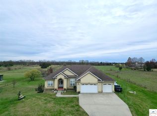 24551 Birdsong Rd, Smithton, MO 65350
