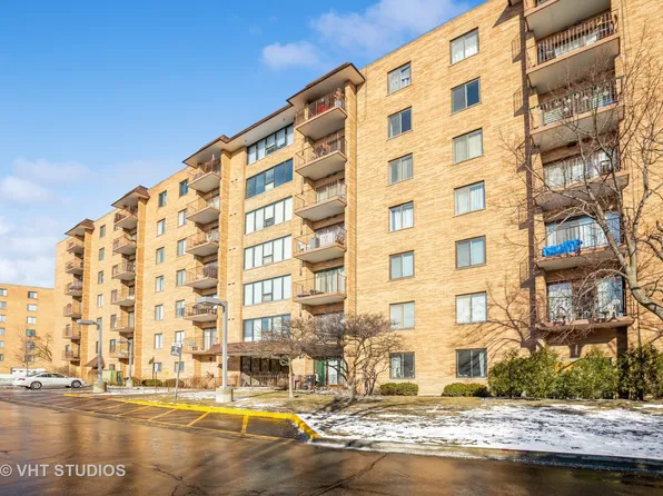 1777 W Crystal Ln Unit 607, Mount Prospect, IL 60056