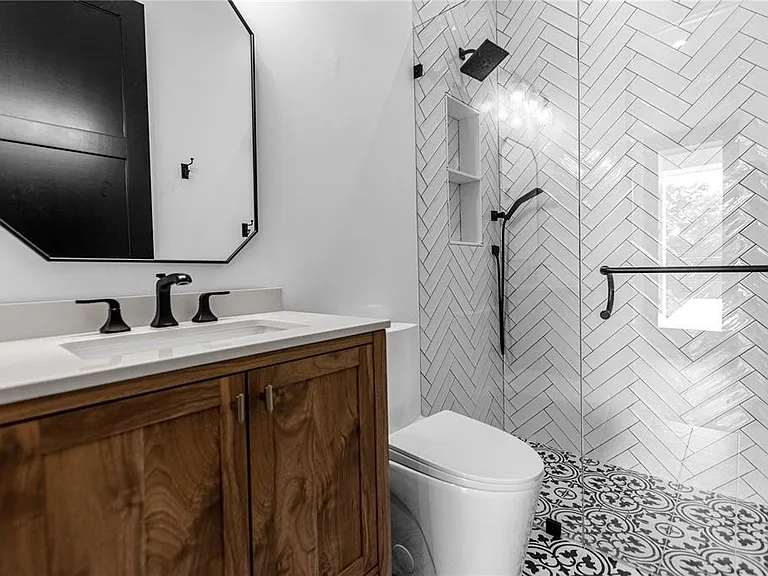 1814 Barker Dr — Photo 56