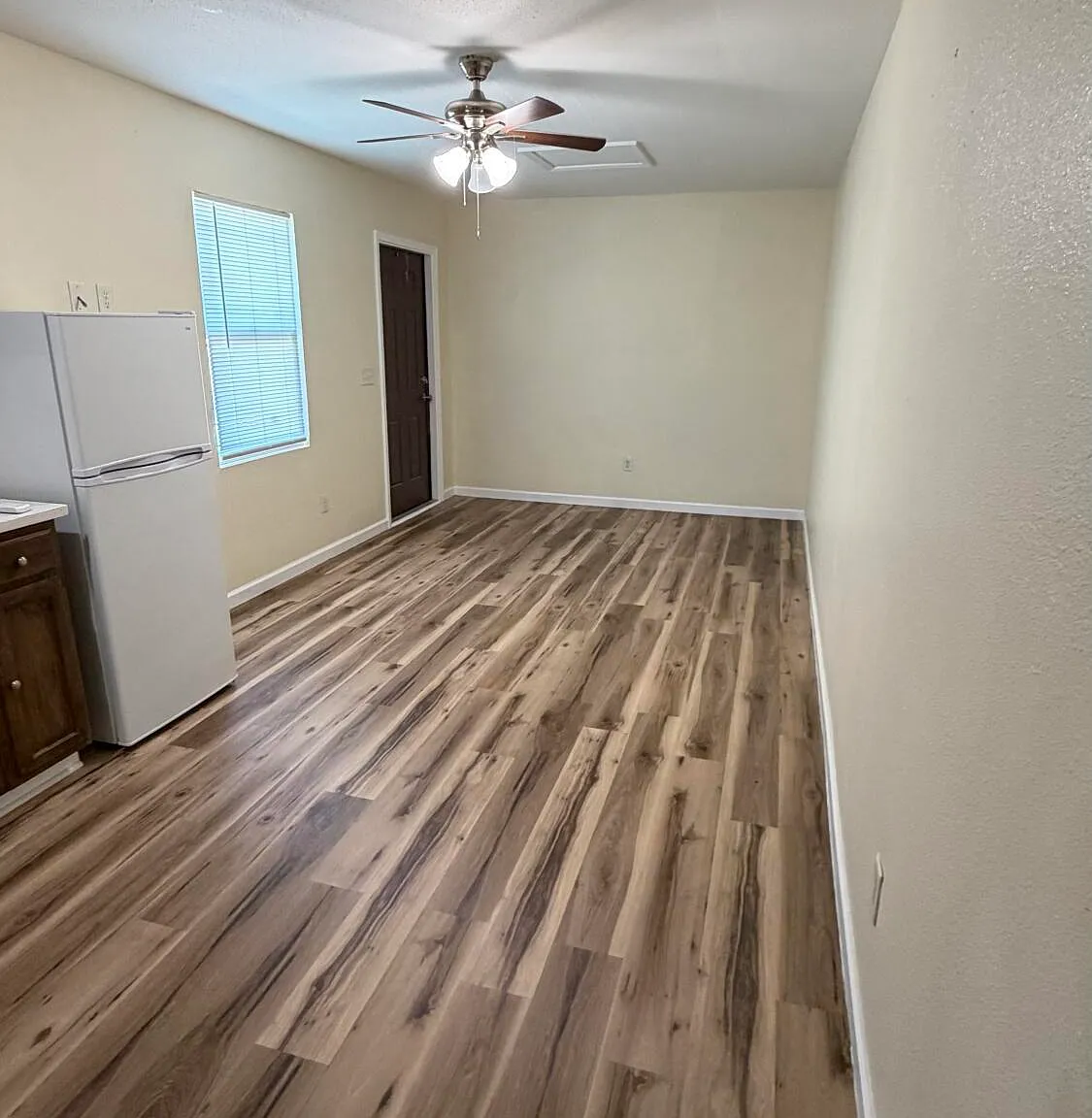 Studio, 500 sqft, $850 — Photo 3