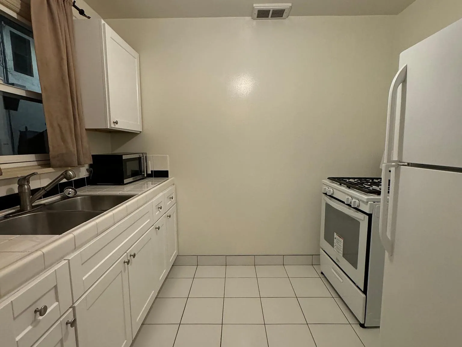 43 Granada Ave — Photo 3