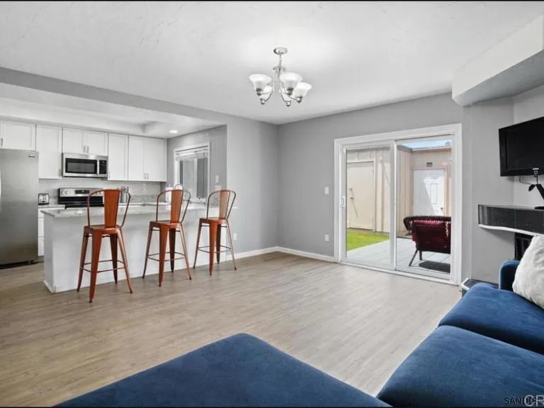 4166 Balboa Way — Photo 8