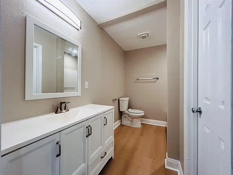 2608 Cypress Ln — Photo 12