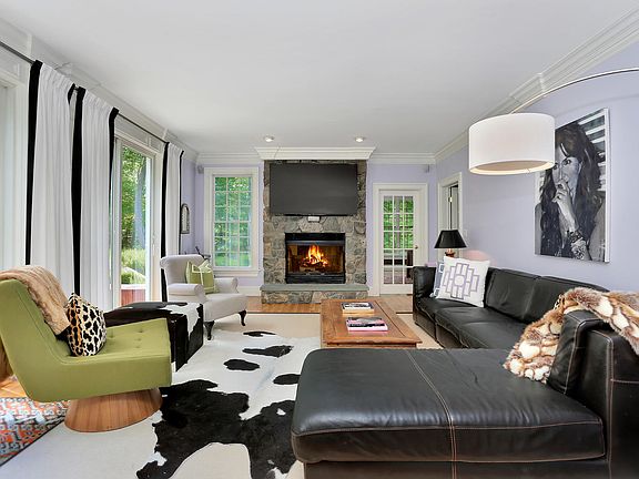 4th image of 3 Stone Hedge Cir