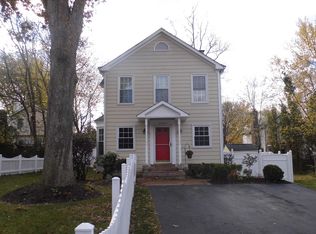 8323 Electric Ave, Vienna, VA 22182