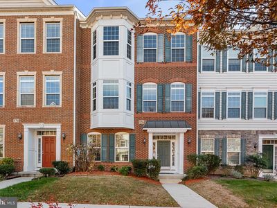 176 Autumn View Dr, Gaithersburg, MD, 20878