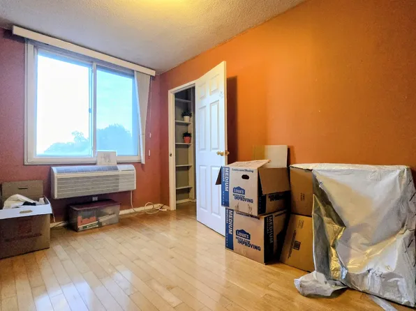 118-18 Union Turnpike image 13 of 29