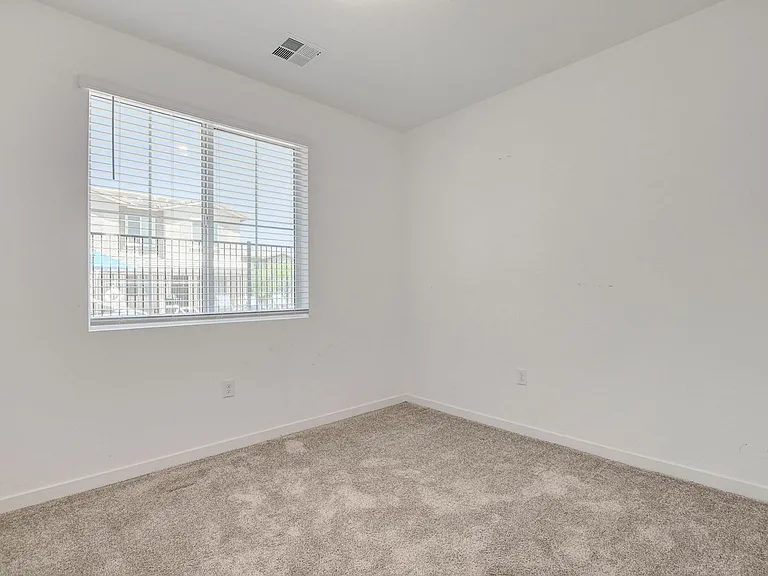 5730 Sky Pointe Dr #190 — Photo 16