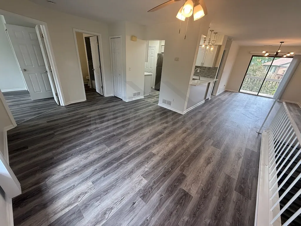 Very Sharp Condo for Lease! — Photo 4