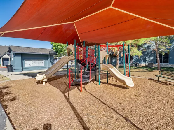 Houston Street Townhomes