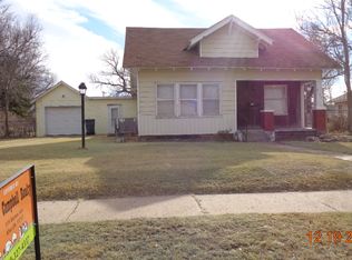 2132 Waynoka St, Waynoka, OK 73860