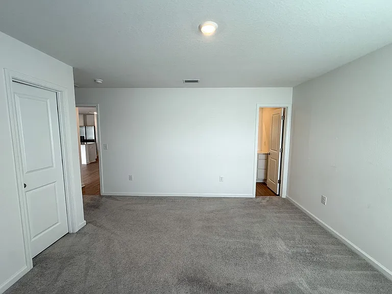 4615 Carlstrom Ln — Photo 6