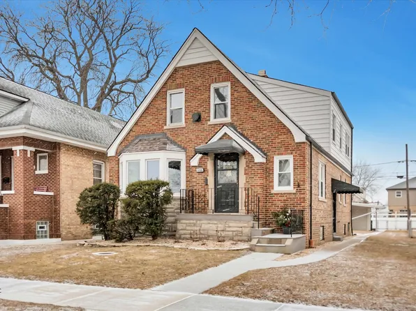 3702 Home Ave, Berwyn, IL 60402