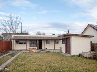 1305 Jefferson Ave, Yakima, WA