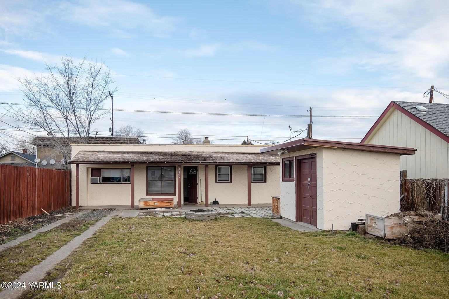 1305 Jefferson Ave photo 1