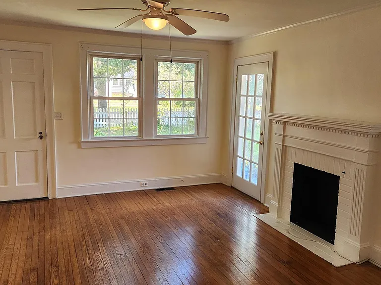134 Central Blvd — Photo 4