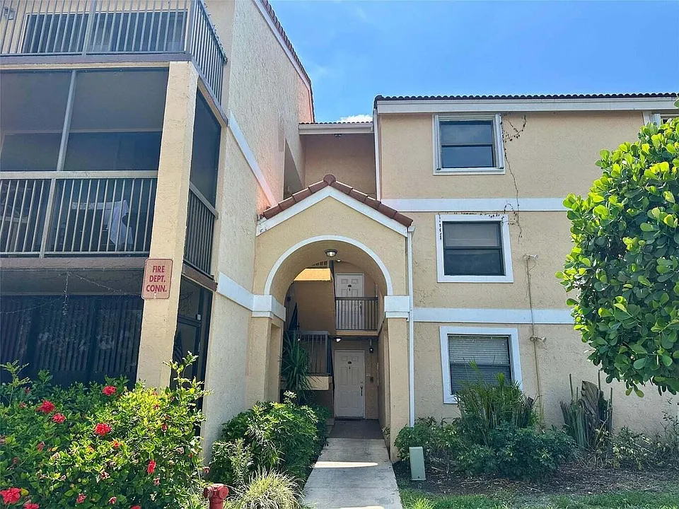 5701 Riverside Dr #205B6