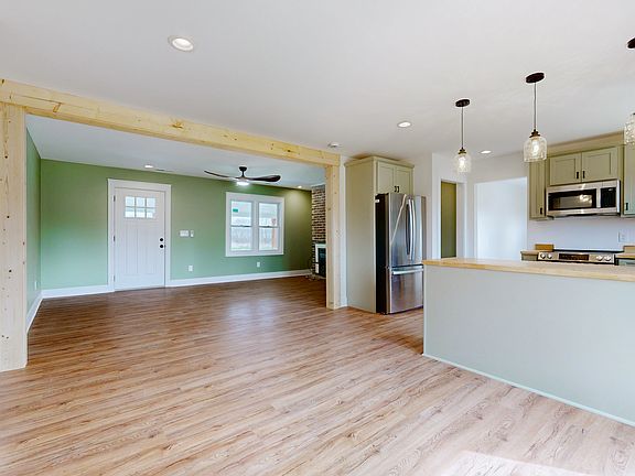 2nd image of 6115 Zander Rd