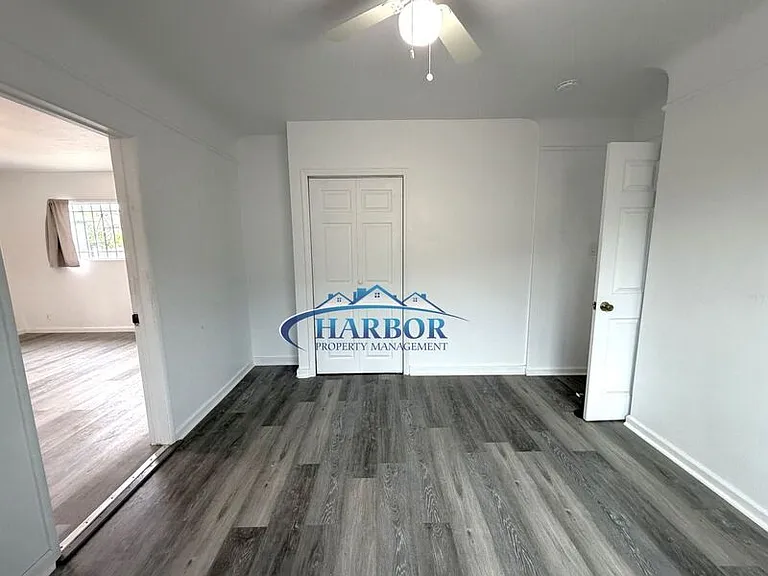 239 E 90th St — Photo 21
