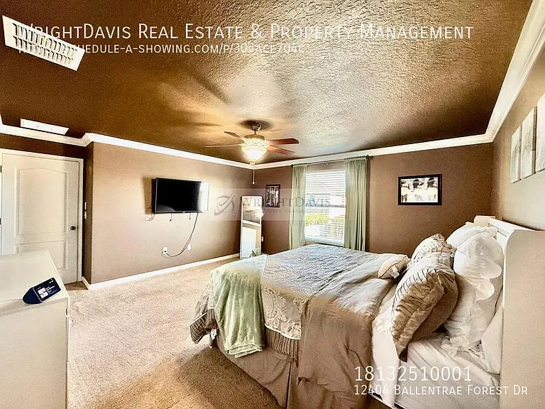 12404 Ballentrae Forest Dr — Photo 45