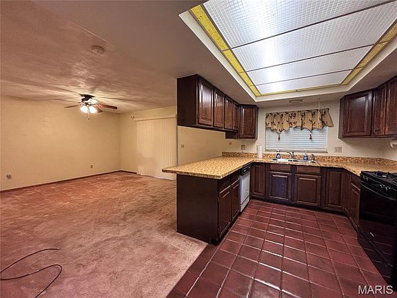4th image of 505 Sumner Blvd